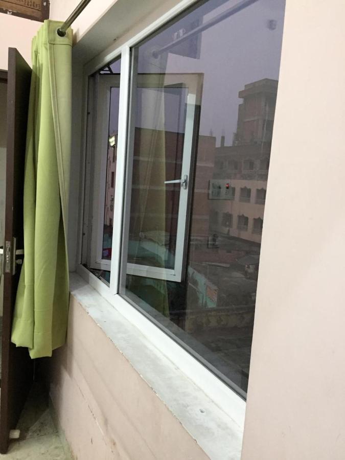 Hotel Blue Star Varanasi Exteriör bild