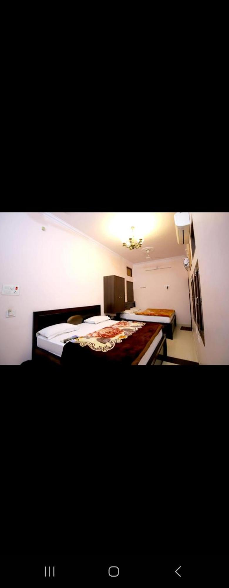 Hotel Blue Star Varanasi Exteriör bild